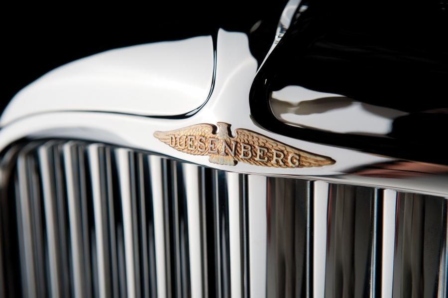 Детали экстерьера Duesenberg SJ528/2551 Riviera Phaeton SWB by Brunn 1933 года  (фото 35 из 49)